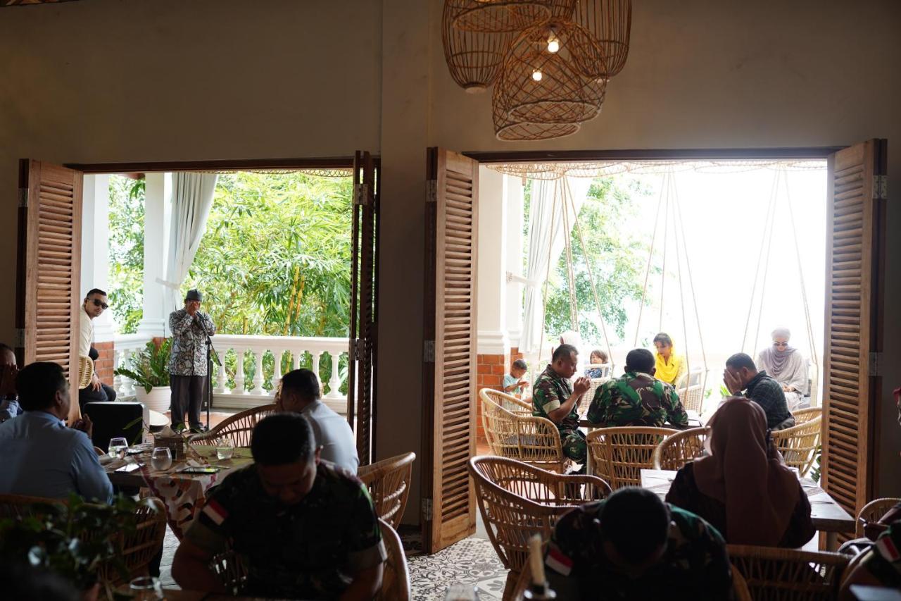 Casa Nemo Beach Resort & Spa Sabang  Exterior photo